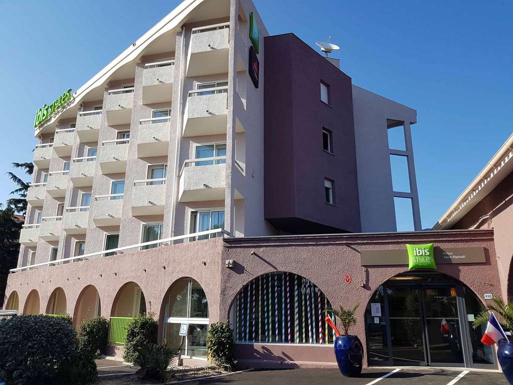 Hotel Ibis Styles St Raphael